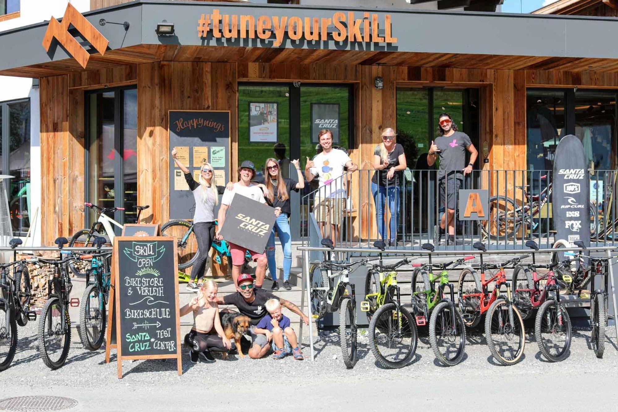 Skill Mountain Lodge - Ski Und Bike Hostel Im Sommer Mit Joker Card Saalbach-Hinterglemm Dış mekan fotoğraf